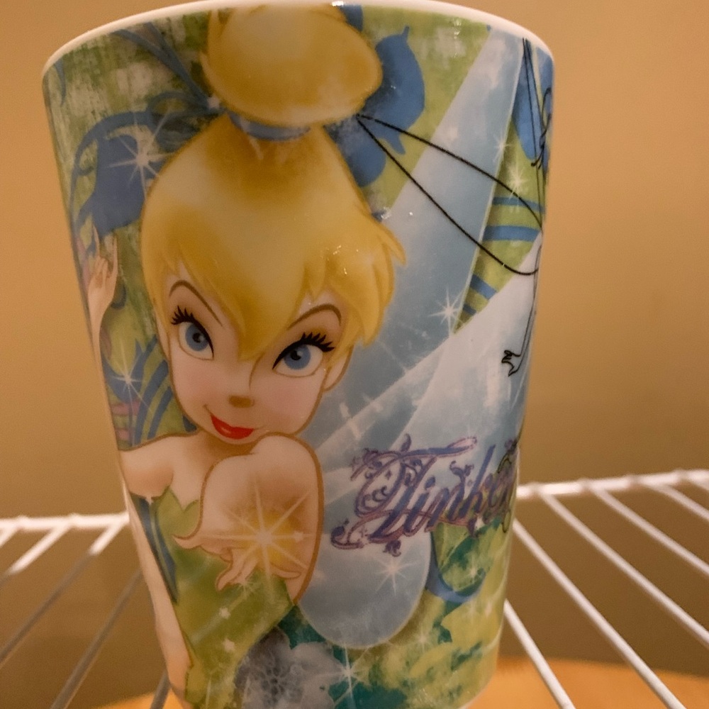 Two Jerry Leigh Tinkerbell Coffee Cups. - Picture 6 of 6